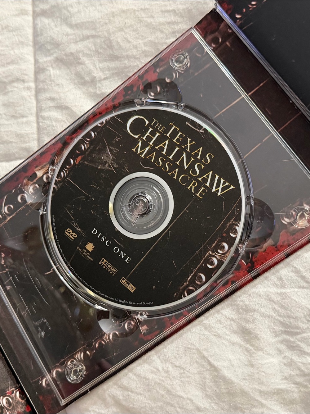 The Texas Chainsaw Masacre DVD - Picture 3 of 5